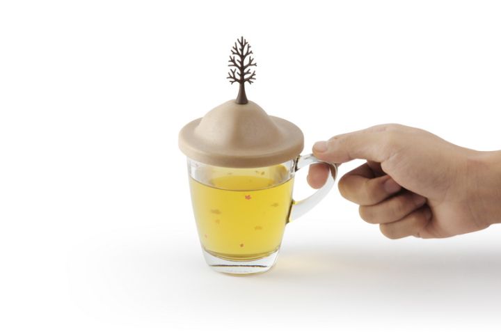 qualy-all-seasons-mug-amp-cover-holder-แก้วและฝาปิด-ที่คว่ำแก้ว-มัลติฟังก์ชั่น