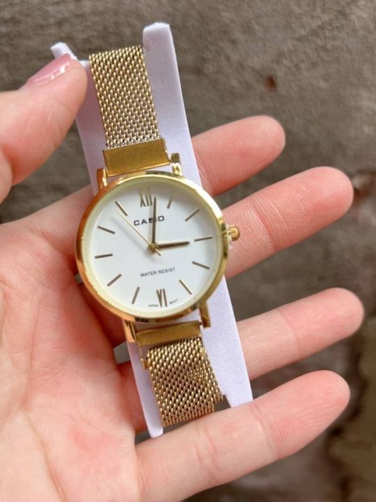 นาฬิกาคาสิโอ๋-ตัวท็อปสายแม่เหล็ก-ตัวจริงสวยมาก