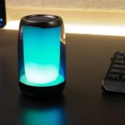 Loa bluetooth có đèn led sạc pin nghe nhạc hay kiêm đèn ngủ Pluse 4 - Mới