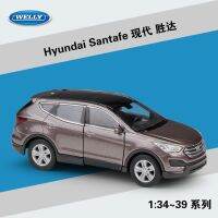 WELLY1หล่อขึ้นรูป: รถจำลองเอสยูบีอัลลอยจำลอง36ระดับ Hyundai Santafe ตัวดึงถอยหลังและคืนรถของเล่นสะสมของขวัญ