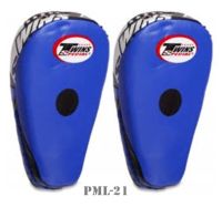 Twins  Special focus mitts PML-21 Navy Blue- Black  for Training Muay Thai MMA K1 เป้ามือทวินส์ สเปเชี่ยล แบบโค้ง หนังแท้ สีน้ำเงิน-ดำ สำหรับเทรนเนอร์