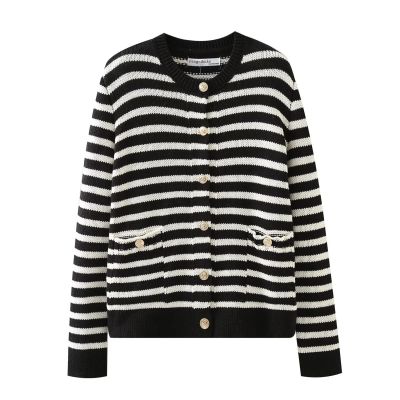 ZARAˉ ZA European And American Autumn New Loose Round Neck Single-Breasted Pocket Black And White Striped Sweater Sweater Top 3991124