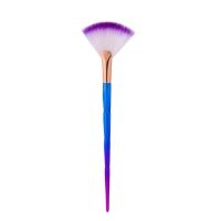 1 Pc Fan Shape Brush With Rainbow Dazzle Handle For Foundation Contour Power Concealer Soft Hair Cosmetic Make Up Tool