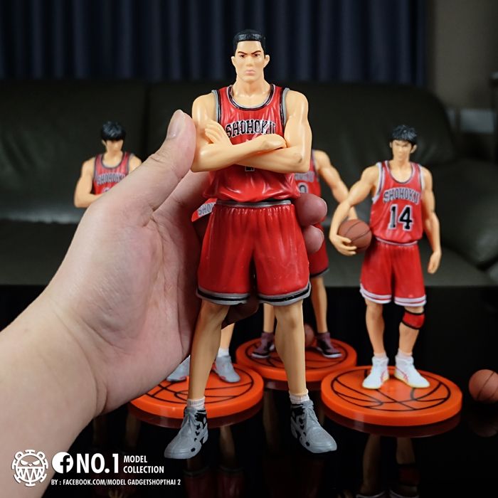 slamdunk-ทีมโชโฮคุ-ใหญ่-15-17cm-พร้อมลูกบาส-ฐาน-ลูกค้าทุกคนมีส่วนลดสูงสุด-200-บาท-กดรับโค้ดได้เลยครับ