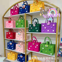 coolciothshop กระเป๋าผ้าสักหลาด กระเป๋าการ์ตูน กระเป๋าถือ สีสันสดใส