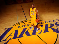 โปสเตอร์ Kobe Bryant โคบี ไบรอันท์ บาสเกตบอล Basketball Poster นักบาส โปสเตอร์ขนาดใหญ่ ตกแต่งผนัง ของแต่งบ้าน ของแต่งห้อง โปสเตอร์ติดผนัง 77poster