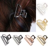 Women Girls Geometric Hair Claw Clamps Metal Hair Crab Half Moon Shape Hair Claw Clip Solid Color Retro Hairpin Hair Accessories