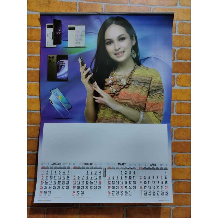 Kalender Dinding Wall Kalender Caturwulan Tahun 2023 Motif Artis Hp Lazada Indonesia 