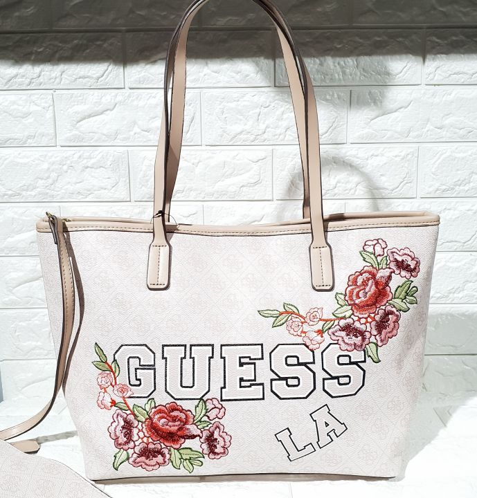 Guess USA Vikky monogram-pattern Tote Bag - Black