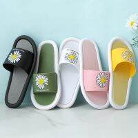 Cartoon Slippers网红ins潮流花朵拖鞋女夏季韩版时尚百搭情侣家用软底防滑凉拖鞋Net Wear Indoor Ins Anti-slip Couple Students