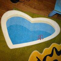 【SALES】 Living Room Carpet Cartoon Peach Heart Swimming Pool Children Bedroom Rug Home Decoration Cute Corridor Plush Door Mat ковер 러그