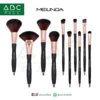 MEI LINDA POSH AND PAINT MAKEUP BRUSH  (MD4228) : meilinda เมลินดา แปรงแต่งหน้า ขนนุ่ม x 1 ชิ้น       abcmall