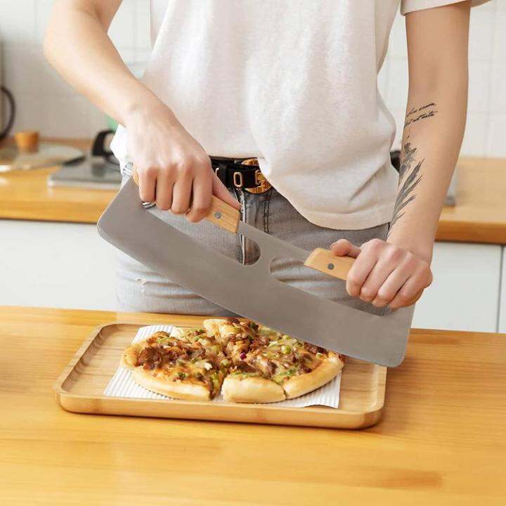Smar Two Handle Pizza Cutter Rocker Wooden Handle Pizza Dividing Tool