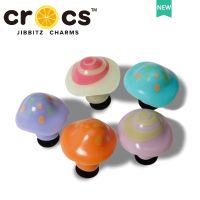 Jibbitz cross GLOWINTHEDARK SHROOMS หัวเข็มขัด รูปเห็ดน่ารัก อุปกรณ์เสริม สําหรับตกแต่งรองเท้า cross