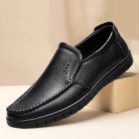 Somber-toned leisure comfortable breathable leather shoes mens shoes in middle-aged father shoes big yards mens shoes speed sell tong