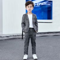 [COD] Childrens suit three-piece spring and autumn new host show handsome male baby Korean version one-year-old flower girl dress