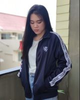 เสื้อแจ็คเก็ต jacket งานแนวๆ สวยๆ เกรตพรีเมี่ยม ผ้าลื่น เป็นเสื้อกั้ก ใส่สบาย FB492