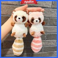 NPDTN เครื่องประดับแฟชั่นตุ๊กตาสัตว์น่ารักจี้ตุ๊กตาประณีต DIY จี้กระเป๋าเครื่องประดับสำหรับพวงกุญแจห้อยกระเป๋าจี้ตุ๊กตาแรคคูนจี้ตุ๊กตายัดไส้พวงกุญแจตุ๊กตาของเล่นผ้ากำมะหยี่รูปสัตว์