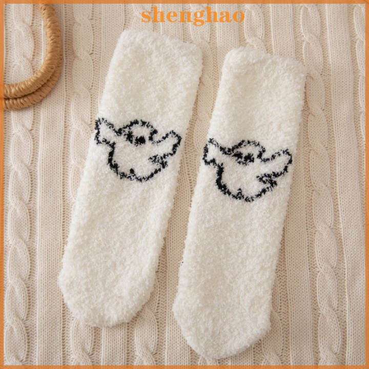 shenghao-ถุงเท้าครึ่งน่องสำหรับผู้หญิงใหม่ถุงเท้าลายปะการังกำมะหยี่หนากันลื่นสำหรับวันฮาโลวีน