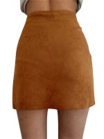 Women s Faux Leather A-Line Skirt with Buckle Detailing and Flared Hemline - Trendy Knee-Length Fashion Skirt