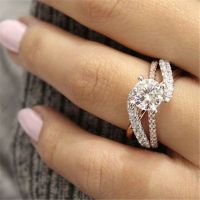 แหวนเจาะสีขาวสวยงามสำหรับผู้หญิงแหวนหมั้นงานแต่งงานเครื่องประดับอินเทรนด์ดีที่สุด