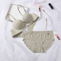 French Style Simple British Ice Silk Bra One-Piece Thick Cup Girls Gathering Wireless Womens Underwear