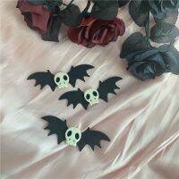 Original ins homemade skull hair clip dark lolita devil wing clip Harajuku cool y2k