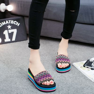Sandals women outside the new 2017 summer slippers female fashion wear wedges sandals pure color joker one word slippers
