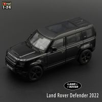 Bburago 1:24 Black Land Rover Defender 2022 simulation alloy car model crafts decoration collection toy tools gift