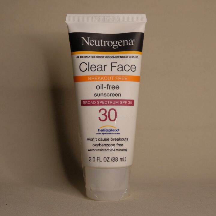 Neutrogena Clear Face Break Out Free Oil Free Sunscreen Broad Spectrum
