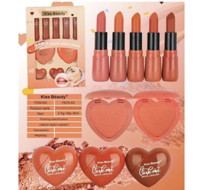 Kiss​ Beauty​ Sweet​ Heart​ 3​ IN​ 1​ Mack-Up​ Set​ **ของแท้ พร้อมส่ง