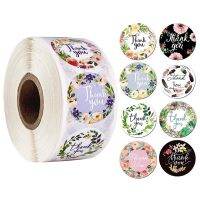 500 Pcs Per Roll / 8 Styles Round Flower Thank You Seal Tags / Christmas Card Envelope Gifts Package Seal Stickers / Xmas Festival Treat Bags Gifts Labels Stickers / Festival Home Decor Accessories