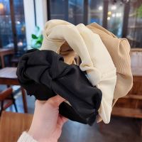 [COD] Dongdaemun Temperament Folded Color Headband Korean High-end Face Washing Hairpin Fashion Outdoor Pressing Hair Accessories