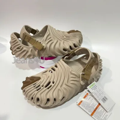 รองเท้าแตะ รองเท้า แฟชั่น รองเท้า Crocs Bembury แบบสวม มาใหม่ งานสวยเบา มี5สีใส่สบาย กันลื่นได้  พร้อมส่งจากไทย