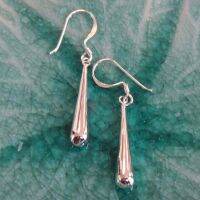 Beautiful Thai long earrings sterling  silver gift ยาว เอกลักษณ์ไทยสวยงามลวดลายไทยบิดโค้งเท่ตำหูเงินสเตอรลิงซิลเวอรใช้สวยของฝากที่มีคุณค่า ฺ