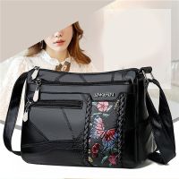 Fashion model shop Ladies Fashion WaterproofShoulder Bag Waterproof Shoulder Messenger Bag Leisure Travel Bag