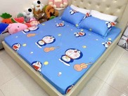 Bộ Ga Gối Poly Cotton Ga + 2 Vỏ Gối Mẫu Doraemon Đàn