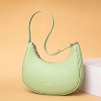 New Single Shouder Bag Leather Handbag Womens New First Layer Cowhide Shoulder Underarm Bag Crescent Bag