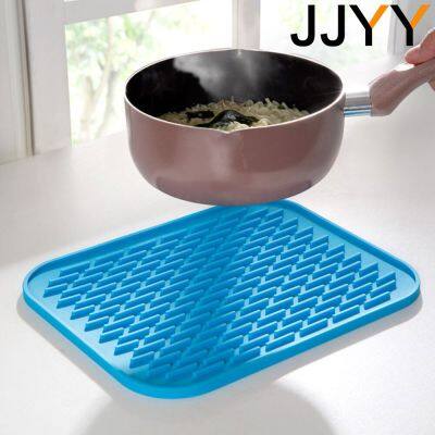 JJYY Anti-scalding Heat Insulation Pad Table Non-slip Pot Mat Thickened Waterproof Coaster Bowl Mat Random Color