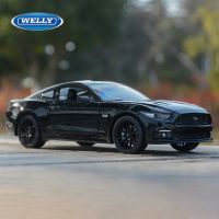 WELLY 1:24 Ford Mustang GT 2015 Muscle Car Alloy Car Model Diecasts Toy Vehicles Toy Cars Kid Toys For Children Gifts