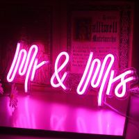 Mr Mrs Neon Light Sign for Wedding Party Wall Decor Neon Signs for Bedroom Girl Gift Anniversary Valentine Day Wedding Decor