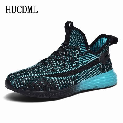 New Ultralight Men Sneakers Unisex Mesh Breathable Walking Casual Shoes Big Size Comfortable Men And Women Couple Shoes