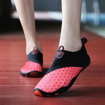 【Hot Sale】 skipping shoes womens indoor sports treadmill gym soft-soled yoga shock-absorbing training mens non-slip river tracing