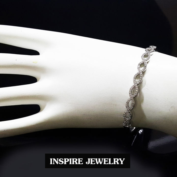 inspire-jewelry-กำไลรูปอินฟินิตี้ฝังเพชร-เปิดปิดง่าย-งานเพชรcz-เพชรสวย-งานจิวเวลลี่-ราคาเบาๆ-เพชรวิ้งเจิดจรัส-งานอินเทรนแฟขั่นชั้นนำ