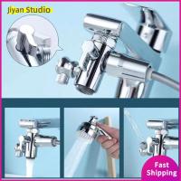 JIYAN2866 ทองแดงทองแดง ก๊อกน้ำสากลสำหรับก๊อกน้ำ สิ่งที่แนบมากับห้องน้ำ แบบ3-in-1 ก๊อกน้ำอ่างล้างจาน ของใหม่ มัลติฟังก์ชั่ หัวฝักบัวนวด บ้านในบ้าน