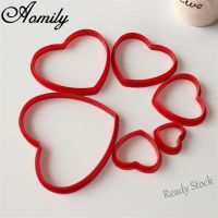 【Ready Stock】 ✔✿◘ C14 6pcs/Set Lovely Heart Cookies Cutter 6 Size Sweet Love Cake Pastry DIY Mould