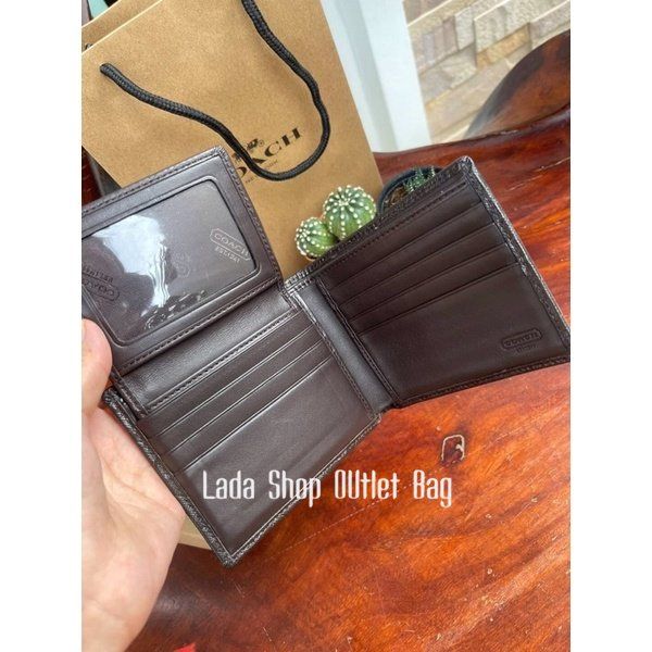 ลดล้างสต๊อก-กระเป๋าสตางค์-ผู้ชาย-ที่ใส่บัตร-coa-short-wallet-with-card-holder-001