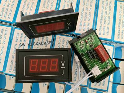 วัดโวล์ไฟฟ้าจอดิจิตอล รุ่นSK85-LV P1:วัดไฟฟ้า 80-500VAC หน้าจอแสดงผลตัวเลขสีแดงสี ขนาดหน้าจอ 70x42x25mm ไฟบ้าน2สาย สินค้าสวยได้มาตรฐาน