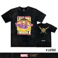 DSL001  เสื้อผู้ชายเท่ๆ เสื้อผู้ชายวัยรุ่น MARVEL I เสื้อฟอกวินเทจ แบบโอเวอไซส์ (Vintage Oversize) รุ่น V-LAT002 THOR LOVE AND THUNDER. เสื้อยืดผู้ชาย เสื้อยืดราคาถูก