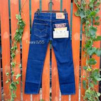 Jeans L-e-v-i-s 501 BigE L-e-v-i-s jeans have 3 models to choose from. cylindrical jeans Zip-button crotch